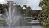 Paaugstinoties ūdens līmenim upēs, Jelgavā atslēgtas vairākas strūklakas