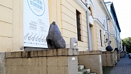 Pieminekļu padomes locekle: Izstāžu zāles "Arsenāls" ārējais izskats rada "bomžu pilsētas" iespaidu