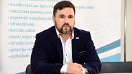 "Rīgas namu pārvaldnieks" sūdzības par liftu iepirkumu uzskata par nomelnošanas kampaņu