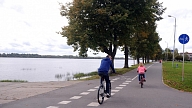 Zemās iedzīvotāju atsaucības dēļ veloceļa "Centrs-Dārziņi" posmu izbūvēs tuvāk Daugavai