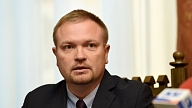 Prasību Zolitūdes traģēdijas krimināllietā apsūdzētajiem piemērot bargāko iespējamo sodu cietušie vērtē atzinīgi, bet apsūdzētie kritizē