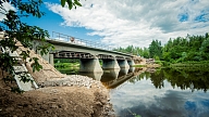 Tiltam pār Gauju Strenčos uzbūvēti jauni dzelzsbetona laidumi (FOTO)