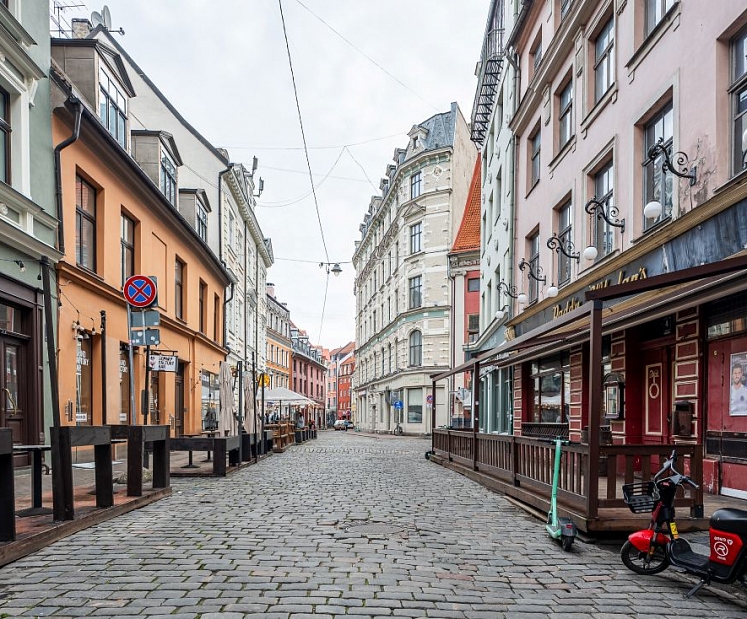 Pētījums: Nekustamo īpašumu darījumi Vecrīgā joprojām aktīvi