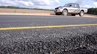 Reģionālo autoceļu posmos pie Kuldīgas un Tukuma atjaunots segums