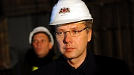 Rīgas domes amatpersonas pārbaudīs Juglas promenādes pārbūves darbus