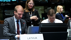 Klimata un enerģētikas ministrs aizvada intensīvas sarunas enerģētikas ministru padomē Luksemburgā 