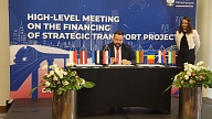 Satiksmes ministrs: Nepietiekami savienotu valstu transporta infrastruktūru dēļ kavējas palīdzības sniegšana Ukrainai