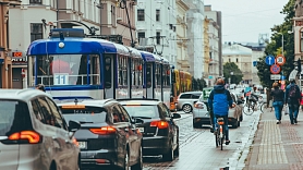 ES pētījums: lai sasniegtu Parīzes klimata mērķus, Latvijai jāpaaugstina mājokļu energoefektivitāte un jāattīsta sabiedriskais transports