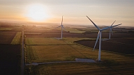 Eiropas Komisija nosaka izmaiņas likumdošanā, kas radīs labvēlīgāku vidi atjaunojamās enerģijas izmantošanai