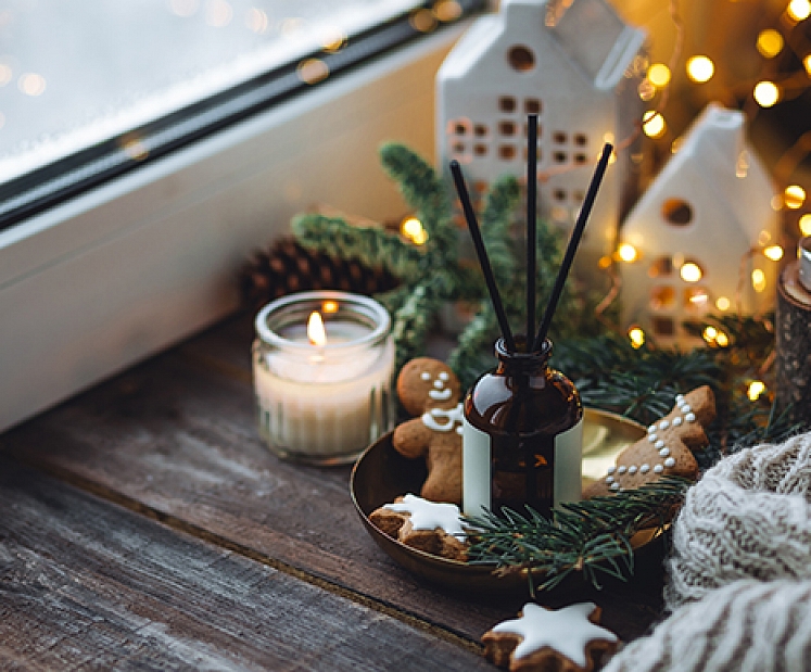 Ziemassvētku dekori gaumīgam mājas interjeram