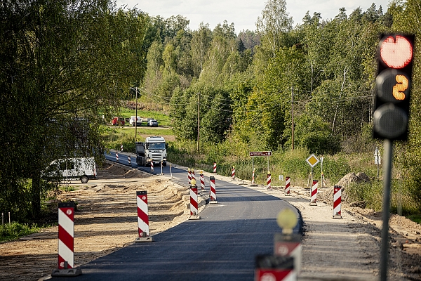 Starp Ilūksti un Sventi pārbūvē reģionālā ceļa posmu