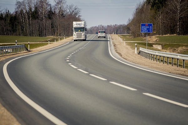 Vidējā ātruma kontroles iekārtas uzstādītas visos 16 valsts autoceļu posmos