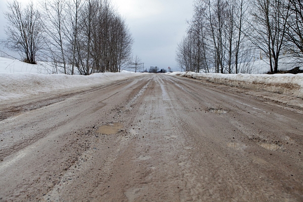 Talsu pašvaldība grants ceļu pārbūves projektam aizņemsies 863 741 eiro