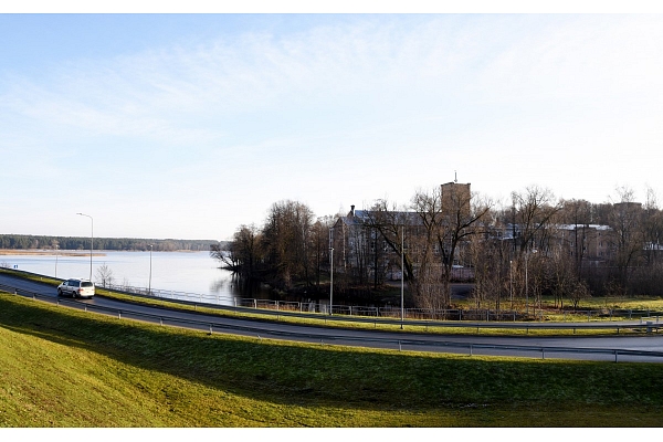 "Latvijas valsts ceļi" aicina autobraucējus balsot par labāko pērn atjaunoto ceļa posmu