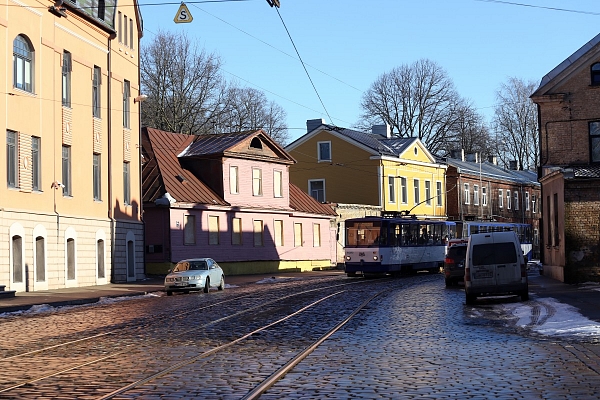 Rīgā ierobežos satiksmi Maskavas un Salaspils ielās