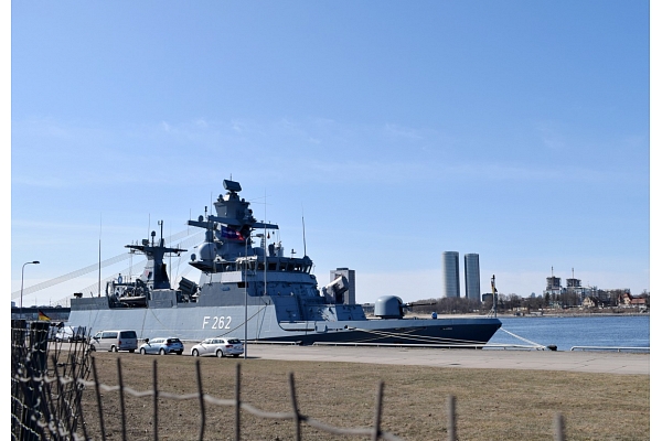 Valdība akceptē astoņu būvju nodošanu AM valdījumā Jūras spēku bāzes Daugavgrīvā vajadzībām