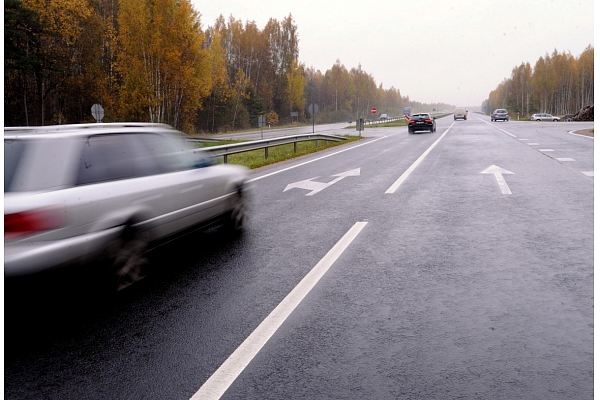 Lietuvā cer izstrādāt elastīgāku autoceļu segumu, kas varētu tikt piedāvāts arī Latvijai