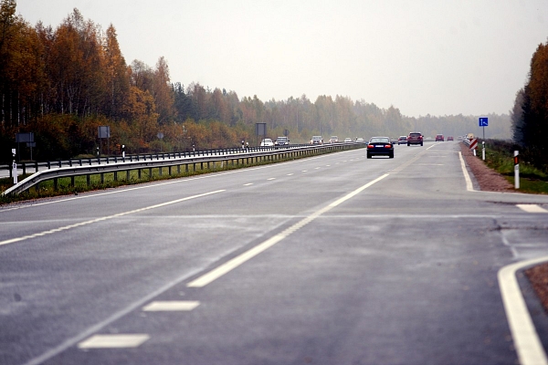 Satiksmes ministrs ar "Latvijas Valsts ceļu" vadību pārrunās nākamgad plānotos ceļu uzturēšanas darbus