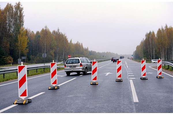 Darbdienu laikā būs slēgta satiksme uz autoceļa Carnikava-Ādaži posmā no pievedceļa Gaujas tiltam līdz Tallinas šosejai