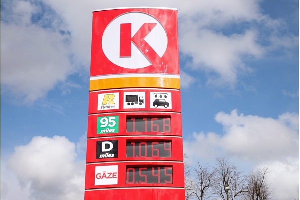 "Circle K" ieguldījis 2,3 miljonus eiro jaunā koncepta degvielas uzpildes stacijas izveidē Salaspilī