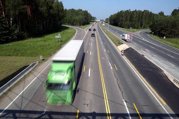 Mainās satiksmes organizācija uz Jūrmalas šosejas un tās krustojumā ar Rīgas apvedceļu