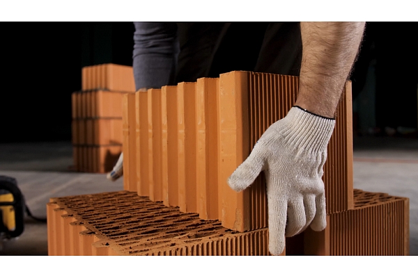Energoefektīvi keramiskie bloki: Īpašības un izmantošanas nianses būvniecībā