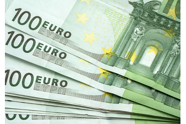 Ģenerālvienošanās komitejas sēdē nobalso pret automātisku minimālās algas paaugstināšanu būvniecībā ik gadu