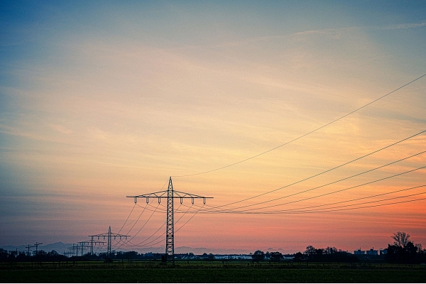 Energouzņēmums: Pirmo reizi kopš pavasara septembrī samazinājusies elektroenerģijas cena