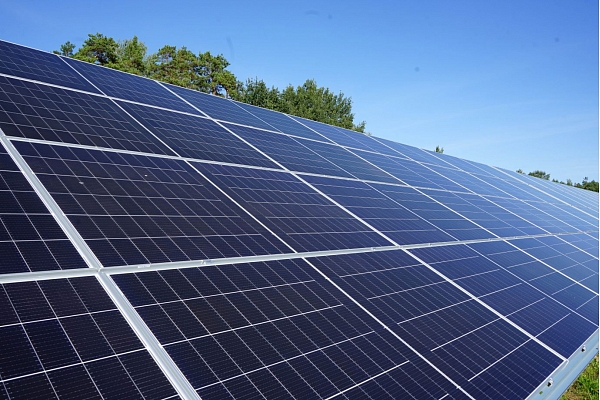 "Latvenergo" saules parku jauda 2024. gadā sasniegs 100 MW