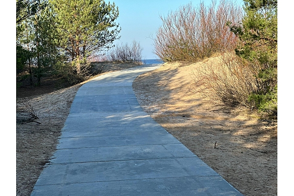 Kā ātri un izdevīgi izbūvēt ceļu vai laukumu