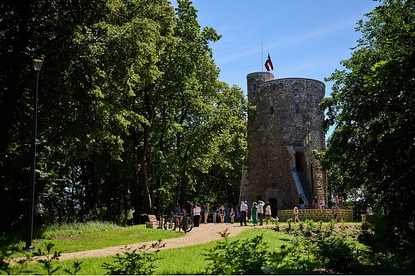 Atklāts pārbūvētais Dauderu parks