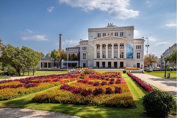 Klasicisms arhitektūrā: Vēsture un mūsdienās izcilākie piemēri Latvijā