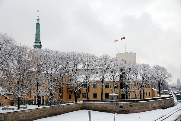 Pārdala Rīgas pils kastelas pārbūvei nepieciešamo finansējumu