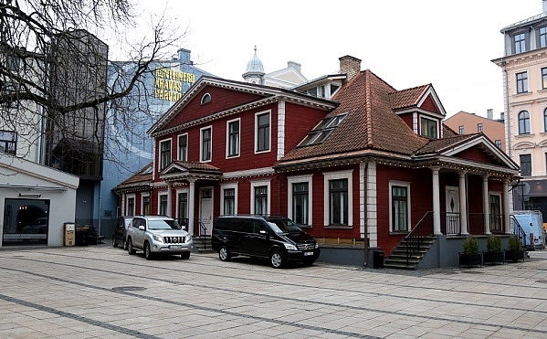 Kultūrvēsturiski nozīmīgo koka ēku Berga bazārā plāno rekonstruēt gada laikā