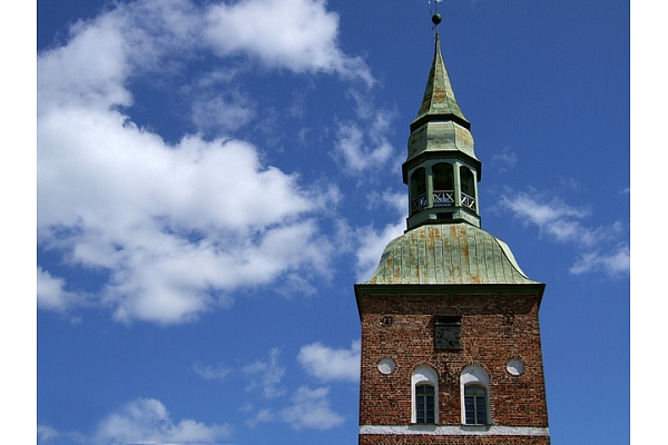Par 24 981 eiro atjaunos Pūres baznīcas fasādi