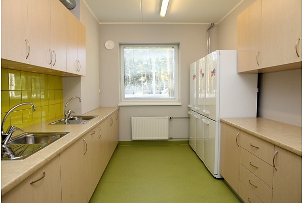 Ugāles vidusskolā par 344 000 eiro pārbūvēta virtuve un palīgtelpas