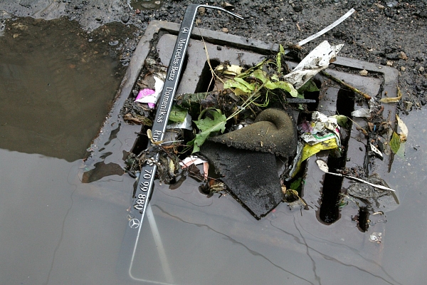 Kanalizācijas pieslēgumu izbūvei mājām Jelgavā pieejami 30 000 eiro