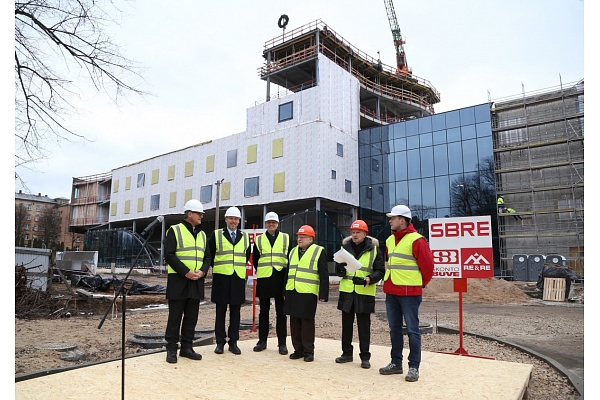 Stradiņa slimnīcas jaunā korpusa otrās kārtas būvprojektu izstrādās un būvdarbu autoruzraudzību nodrošinās "Sestais stils"