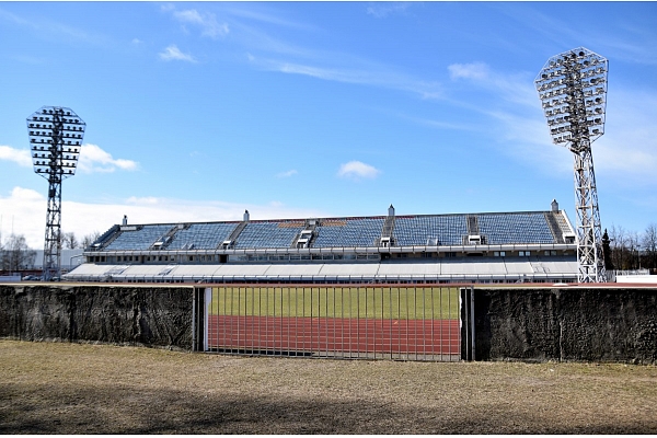 Par Daugavas stadiona projektēšanu sarunu procedūru turpinās ar divu projektu autoriem; pagaidām uzvarētāju neizvēlas