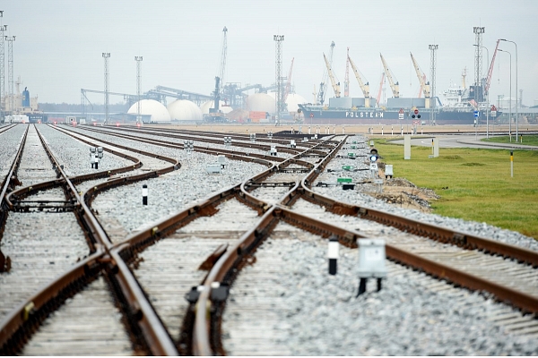 "PwC": Centrālajā un Austrumeiropā joprojām ļoti pietrūkst efektīvas un modernas transporta infrastruktūras