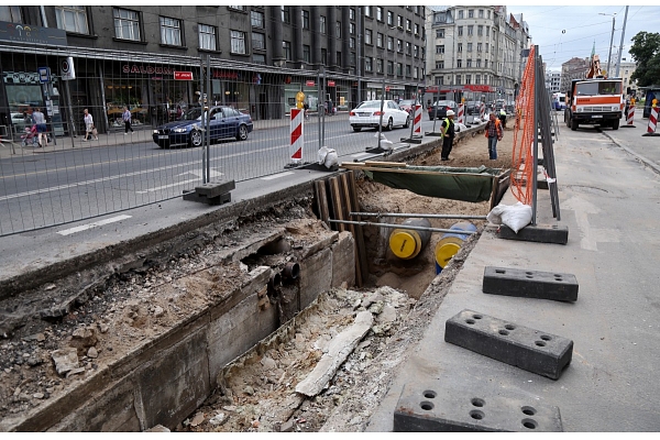Daļu Rīgas ielu remontdarbu nepabeigs plānotajā termiņā