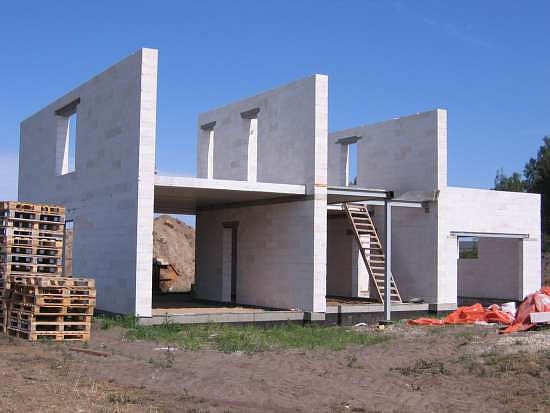 Vieglbetona bloki māju sienu būvniecībā
