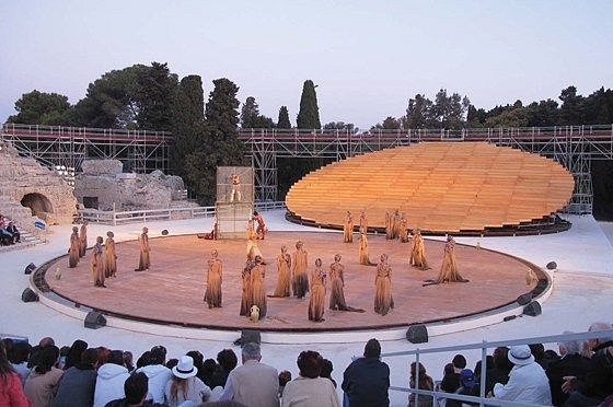 Sirakūzās jaunā veidolā atdzimst antīkais grieķu teātris