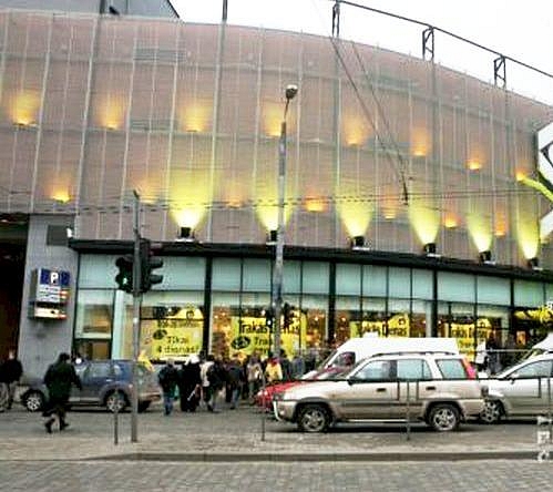 Sāk gājēju tuneļa izbūvi pie <i>Stockmann</i>