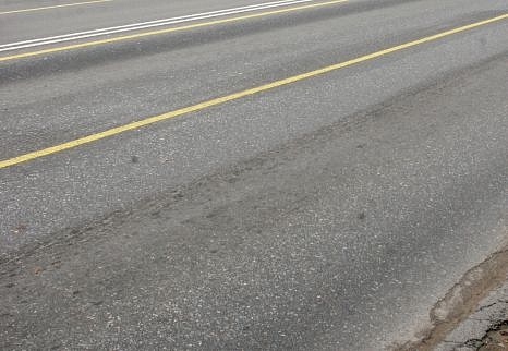 Kā rodas uzpūtumi asfaltā?