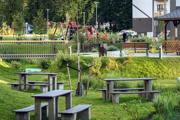 No betona džungļiem līdz ziedu pļavām: kā attīstīt pilsētu, nekaitējot dabai?