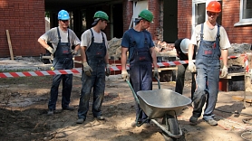FM: Spēcīgu ekonomikas izaugsmi pirmajā ceturksnī Latvijā nodrošināja būvniecība