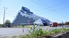 Nacionālās bibliotēkas būvnieki strīdā ar KM prasītāji lūdz palielināt prasījuma summu līdz 12,06 miljoniem eiro