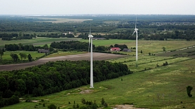 Jelgavas novadā apspriedīs ieceri būvēt vēja elektrostaciju parku noraktā kūdras purvā