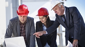Kāpēc izmantot personāla atlases kompānijas pakalpojumus būvniecības speciālistu un vadītāju piesaistei?